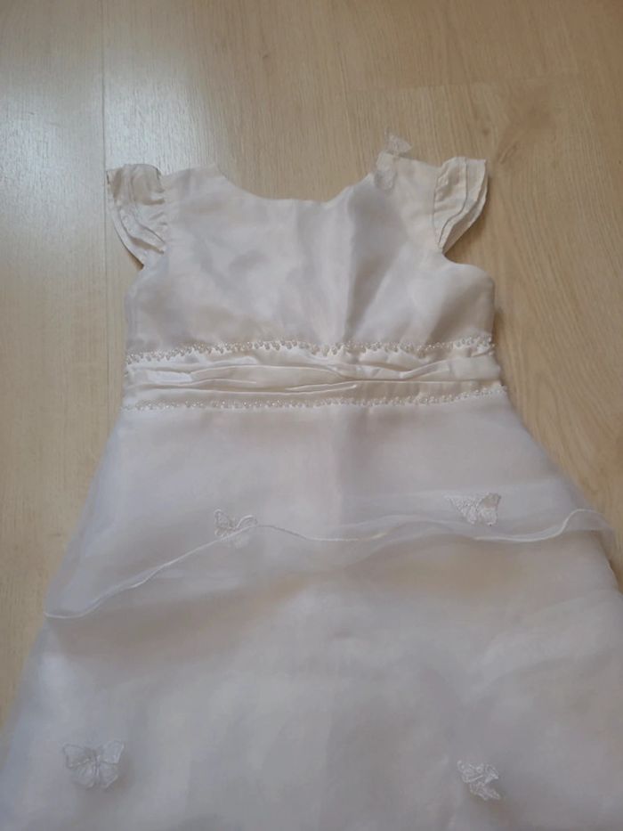 Robe blanche de ceremonie - photo numéro 3