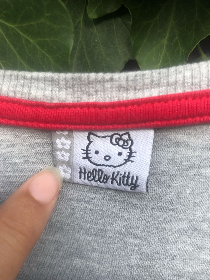 T-shirt Hello Kitty taille M - photo numéro 3