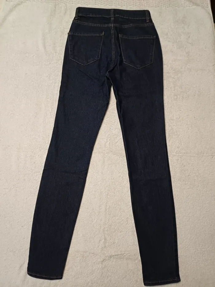 Jean skinny bleu Kiabi 32 12 ans (réf perso (G-P15)(familleac72) - photo numéro 2
