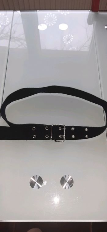 Ceinture noire en tissu