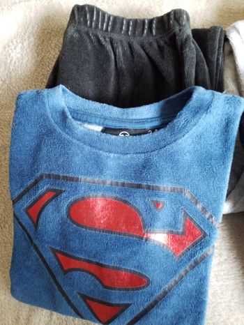 Lot deux pyjamas