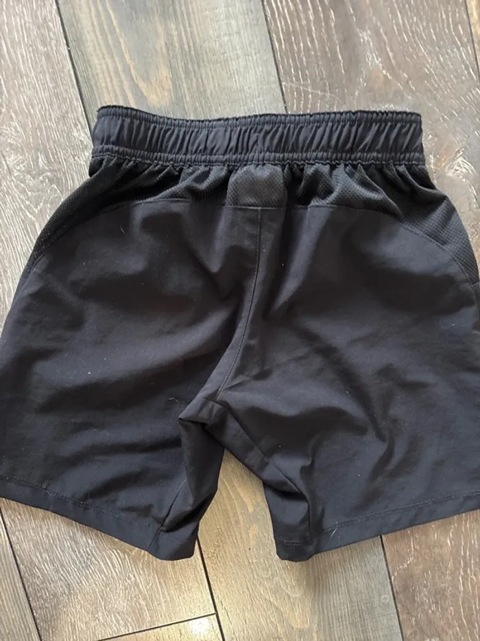 Short 7-8 ans sport - photo numéro 4