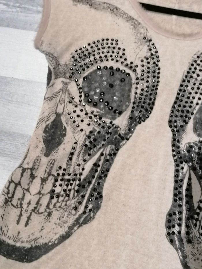 Haut tête de mort 💀 - photo numéro 12