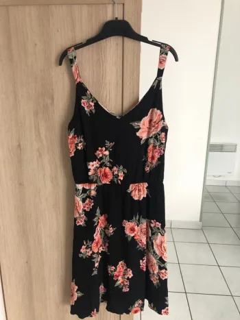 Robe avec motif floral
