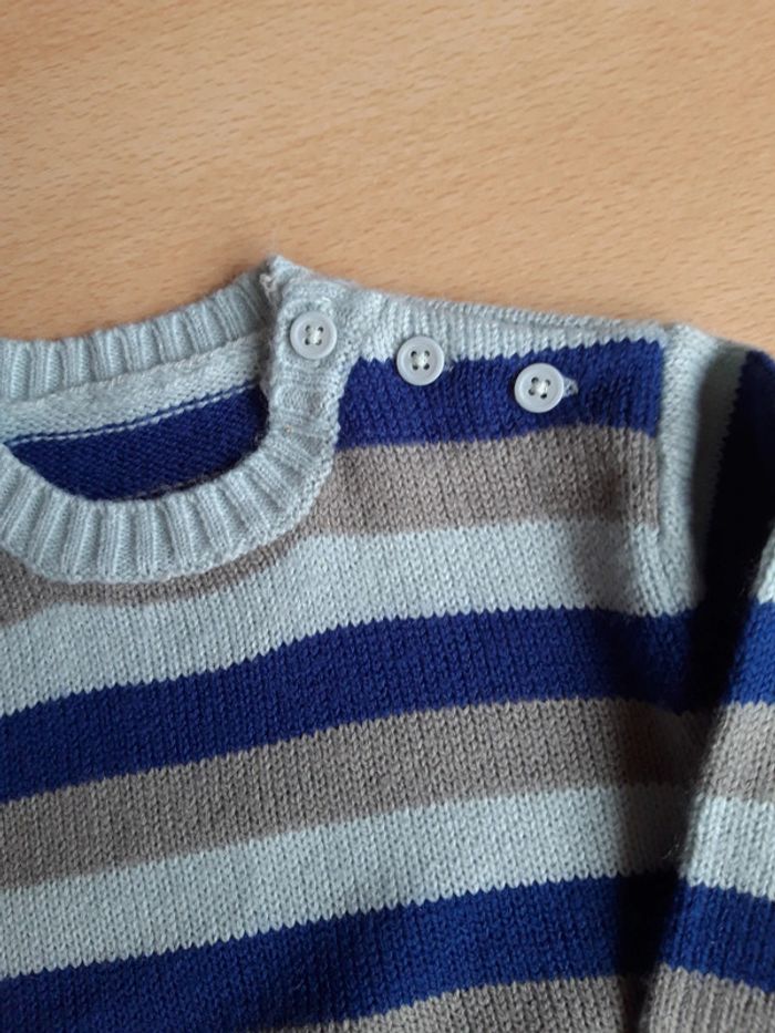 Pull 6 mois - photo numéro 2