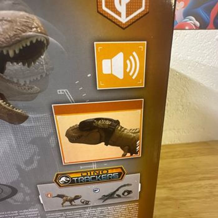 Jurassic World Tyrannosaurus rex - photo numéro 3