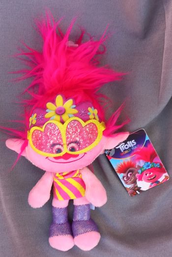 Peluche Trolls World tour