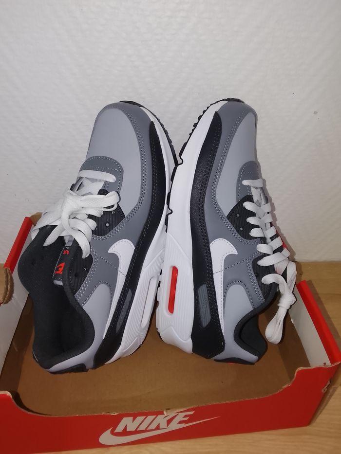 Air max 90 taille 37.5 - photo numéro 6