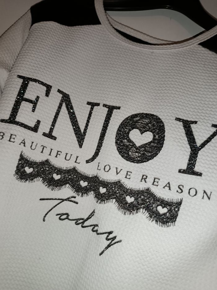 Tee-shirt enjoy - photo numéro 2