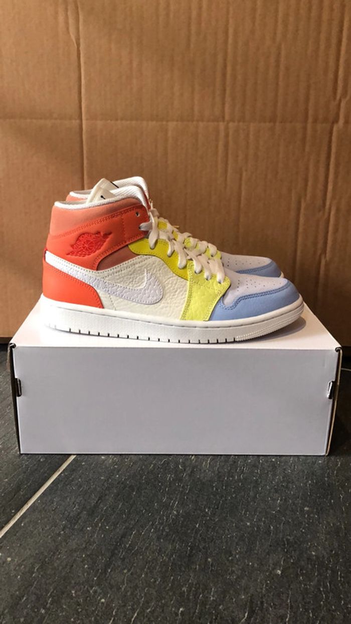 Jordan1 Mid To My First Coach (w)