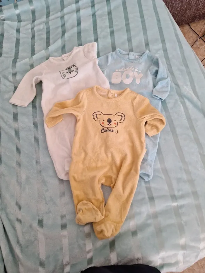 Pyjamas 3 mois