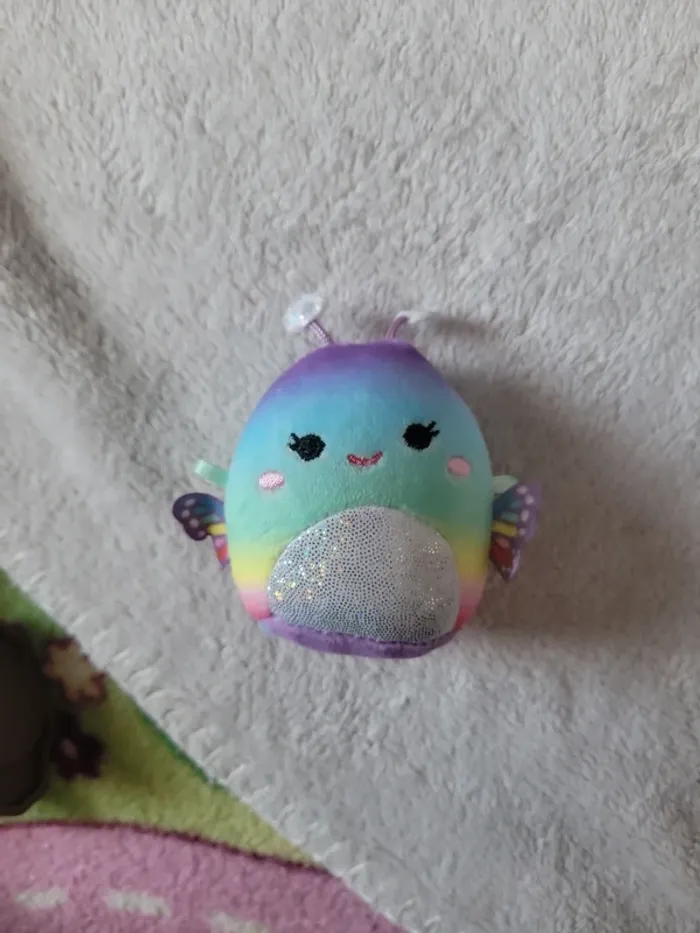 Squishmallows petite peluche papillon - photo numéro 3