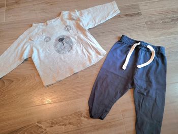 Lot 2 vêtements garçon 6 mois