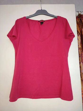 T-shirt manches courtes taille 38 / M H&M
