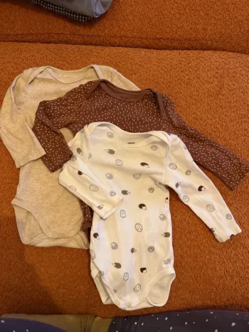 Lot 3 bodies manches longues