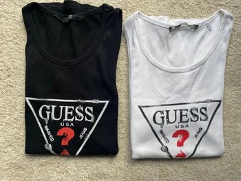 Lot de 2 débardeurs Levi’s 🌻