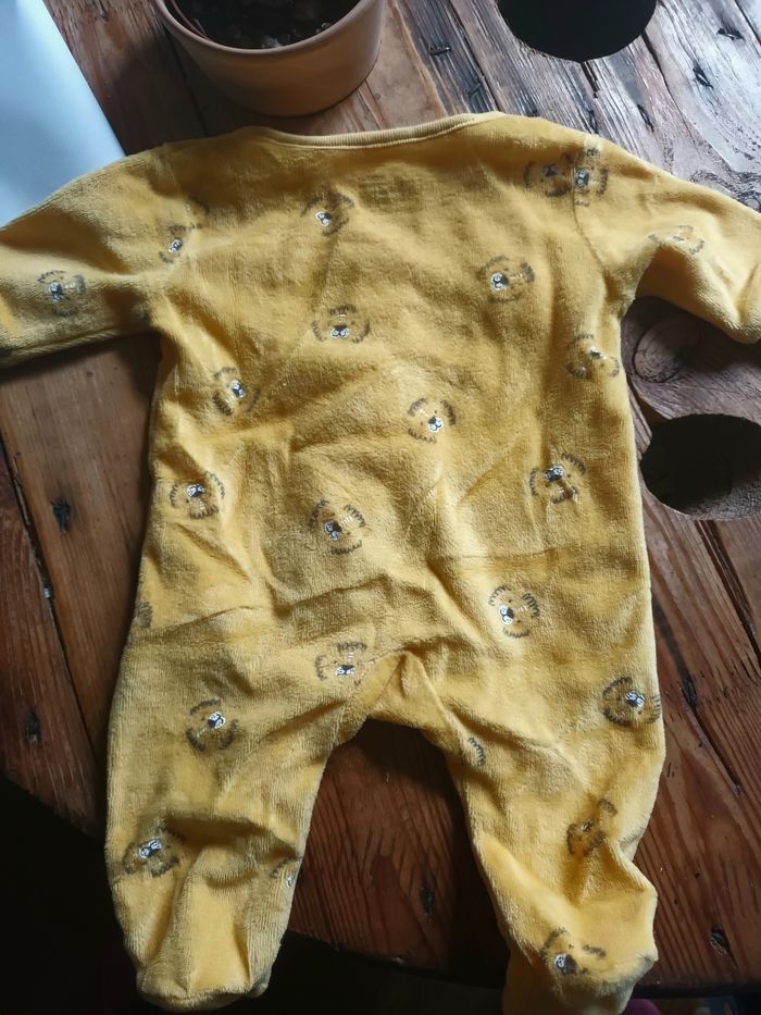 Pyjama lion jaune - photo numéro 2