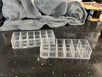 Lot de deux rangements maquillage