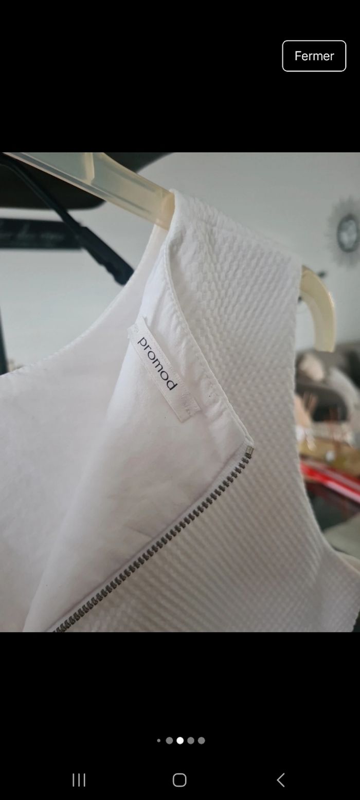 Très jolie robe blanche très classe - photo numéro 6
