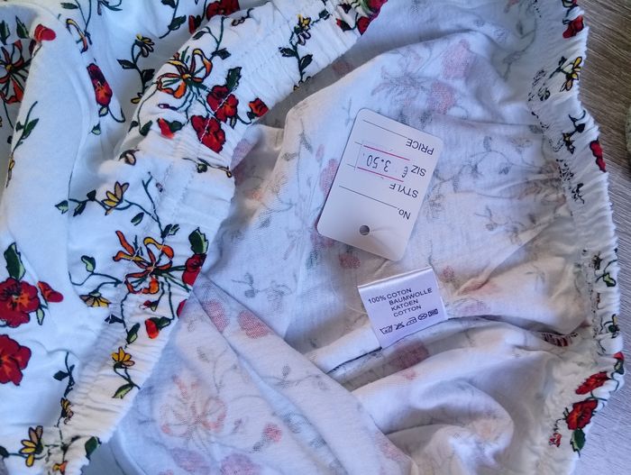 Joli lot de 4 culottes fleuries 💯 coton dû 50/52 - photo numéro 3