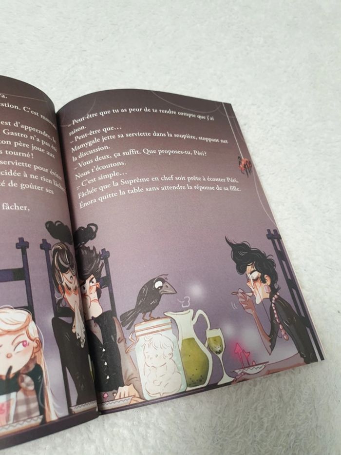 Livre Les romans des sorcières 2eme trimestre 2023 neuf - photo numéro 7