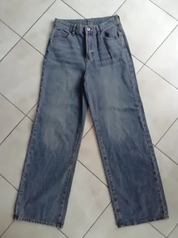 Jean À Jambes Larges Taille M Neuf!