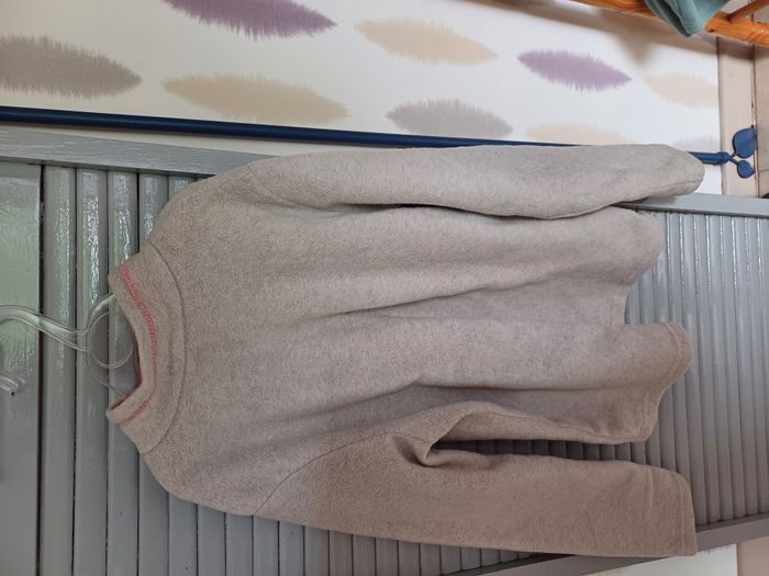 2 sweats filles Taille 8 ans - photo numéro 5
