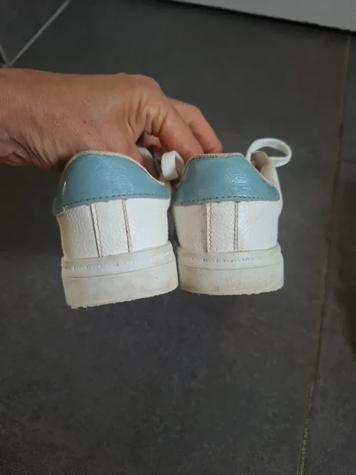 2 paires de basket fille 28 - photo numéro 6