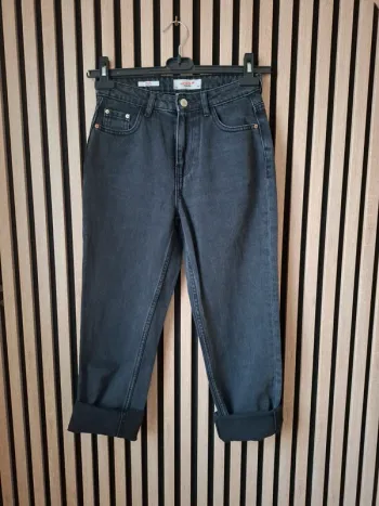 Jeans moderne boyfriends mom noir T 34