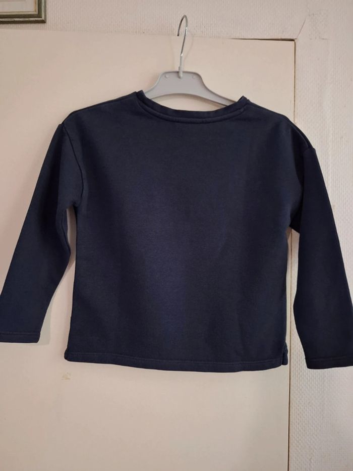 Beau sweat 5 ans collection 2023🌺 okaidi 🌺 excellent état - photo numéro 4