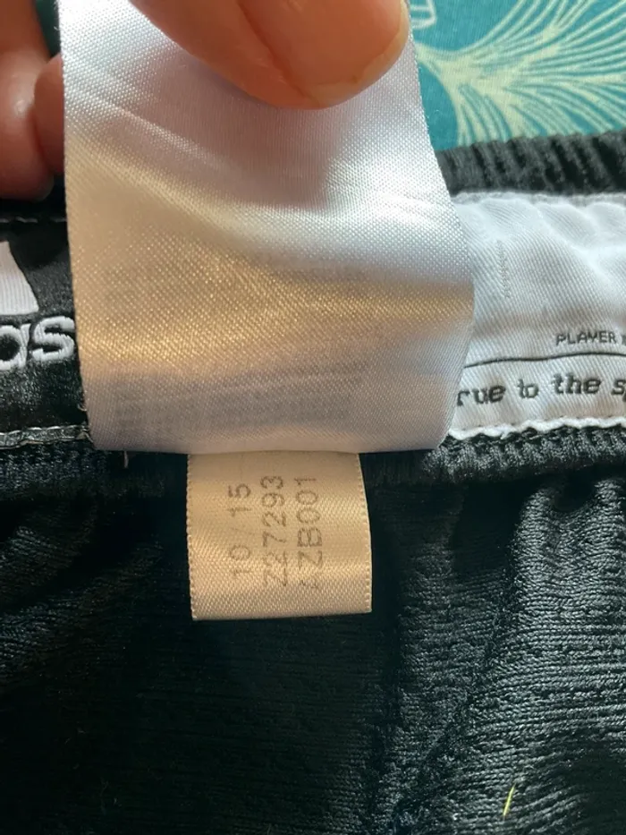 Short léger de sport noir pour homme Adidas taille S 458 - photo numéro 13