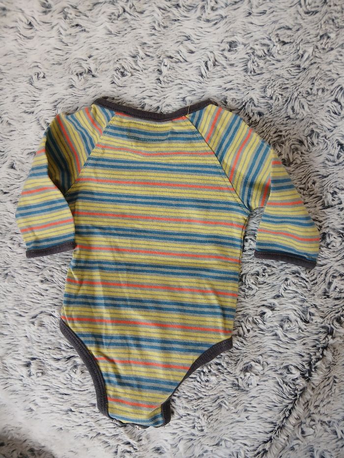 Naissance/1 mois: 3 Bodys *manches longues, courtes,sans manches - photo numéro 4