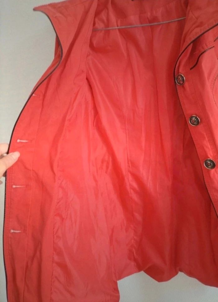 Trench rouge taille 1 - photo numéro 6