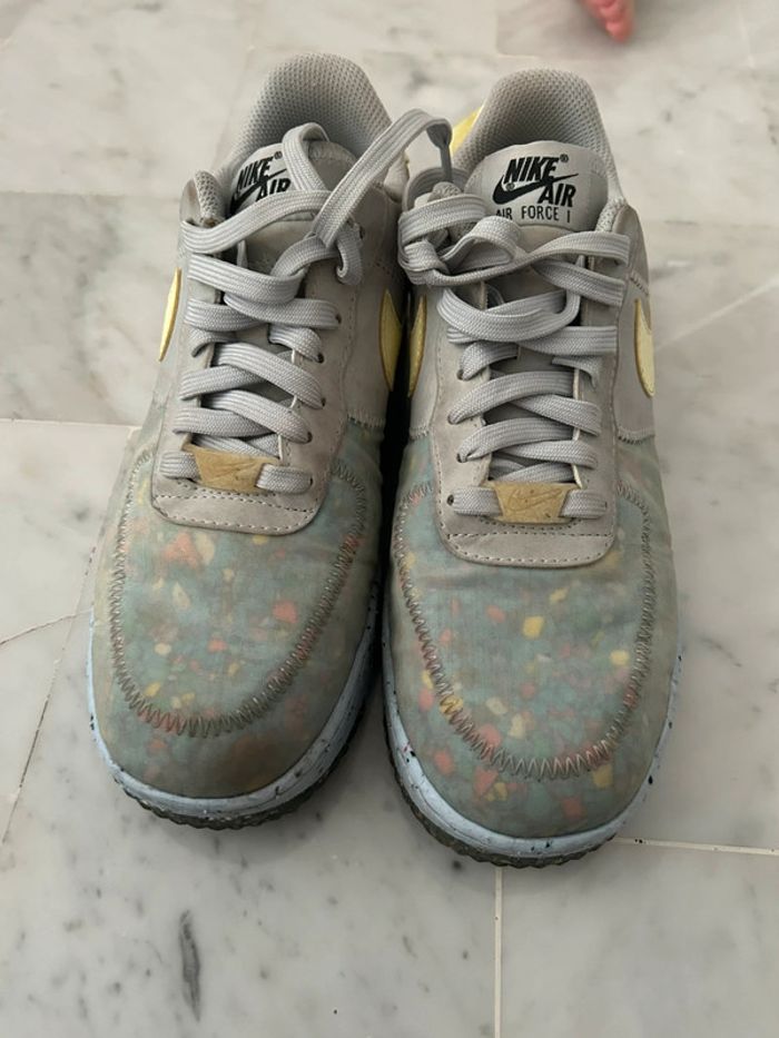 Nike grise - photo numéro 2