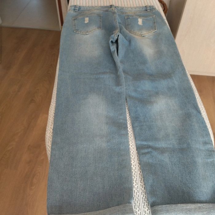 Jean troué - photo numéro 3