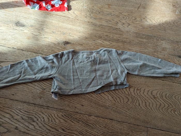 Boléro obaibi gros 18 mois - photo numéro 3