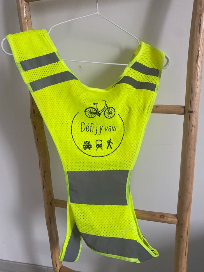 Lot de gilet et brassard fluorescent avec sonnette - photo numéro 2