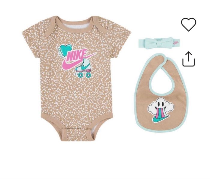 Ensemble Nike 3 pièces - photo numéro 3