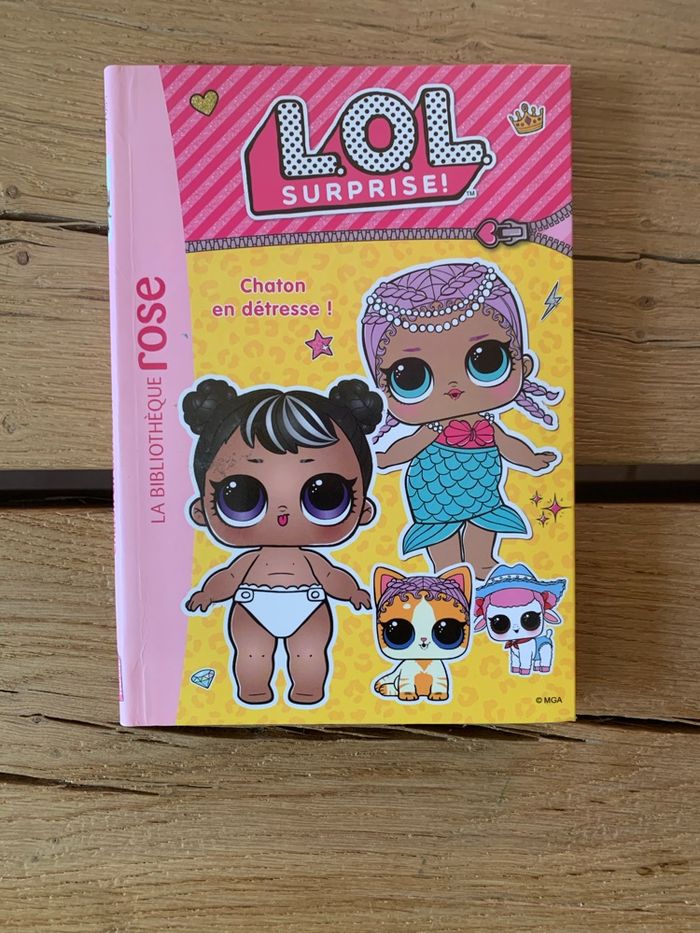 Livre bibliothèque rose LOL surprise chaton en détresse Hachette jeunesse