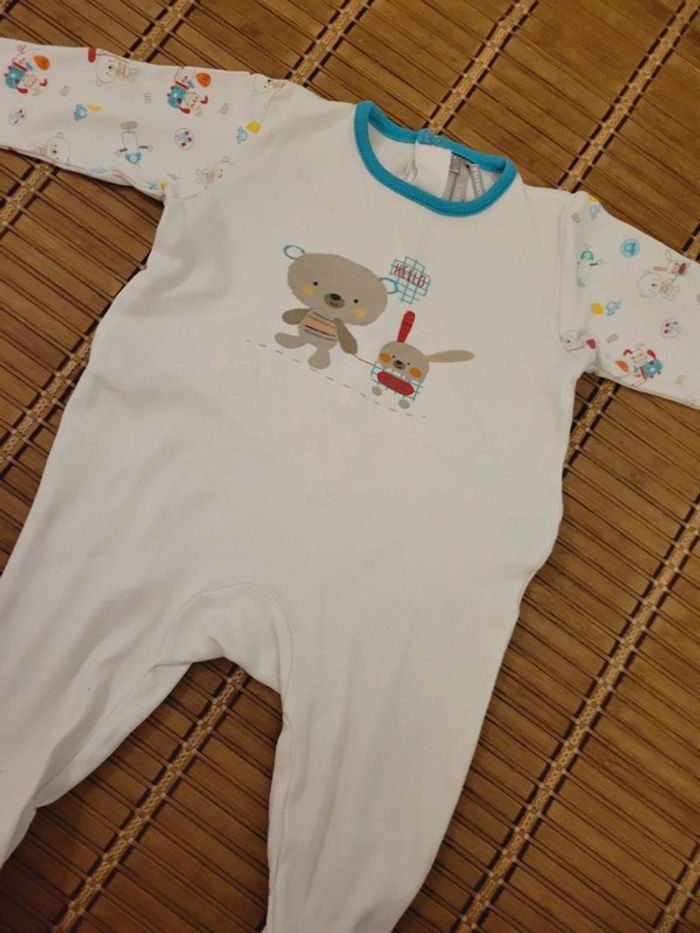 Pyjama - photo numéro 2