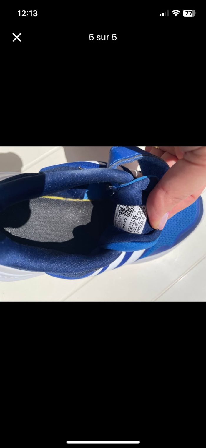 Chaussures adidas taille 33 - photo numéro 5