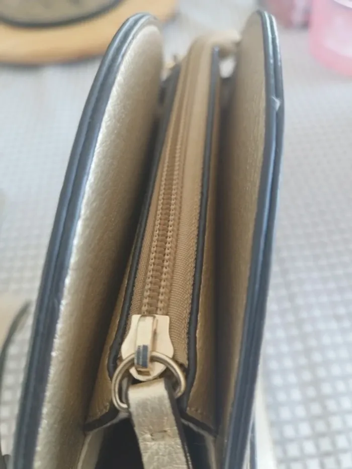 Très joli petit sac bandoulière doré Moa - photo numéro 6