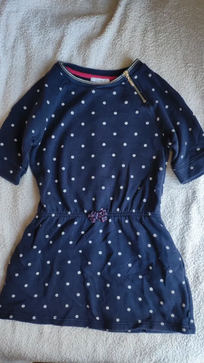 Robe okaidi bleu marine 6 ans pois blanc