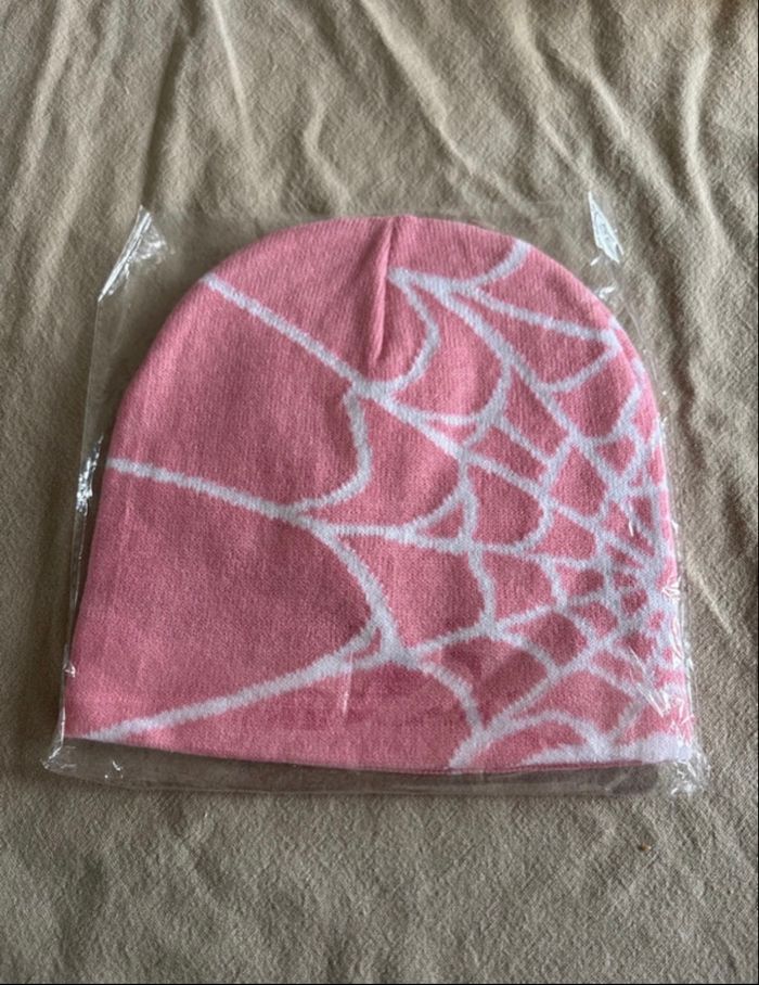 Bonnet en toile d’araignée - photo numéro 2