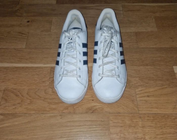 Tennis Adidas bande marine