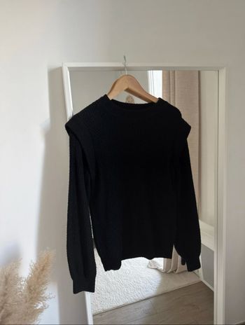 Pull noir