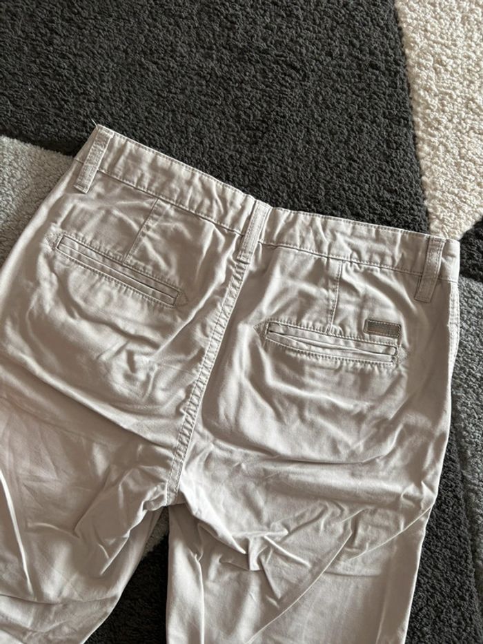 Short beige 12 ans - photo numéro 2
