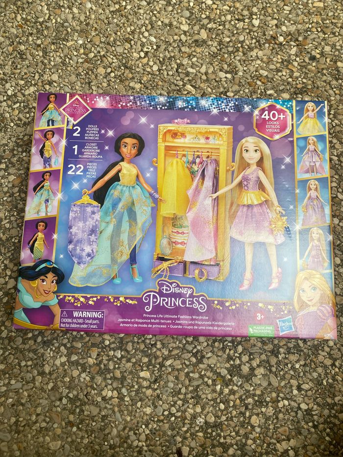 Poupées barbie neuf