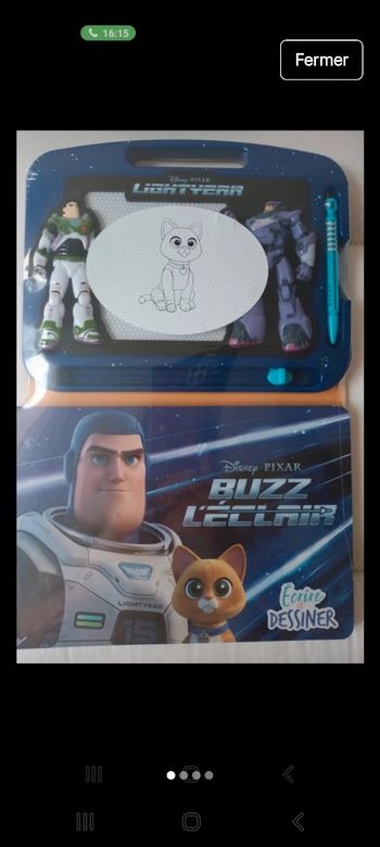 Tableau effaçable Écrire et dessiner 
BUZZ L ECLAIR