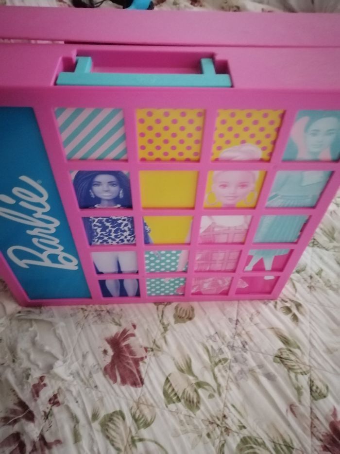 Dressing portatif barbie - photo numéro 8